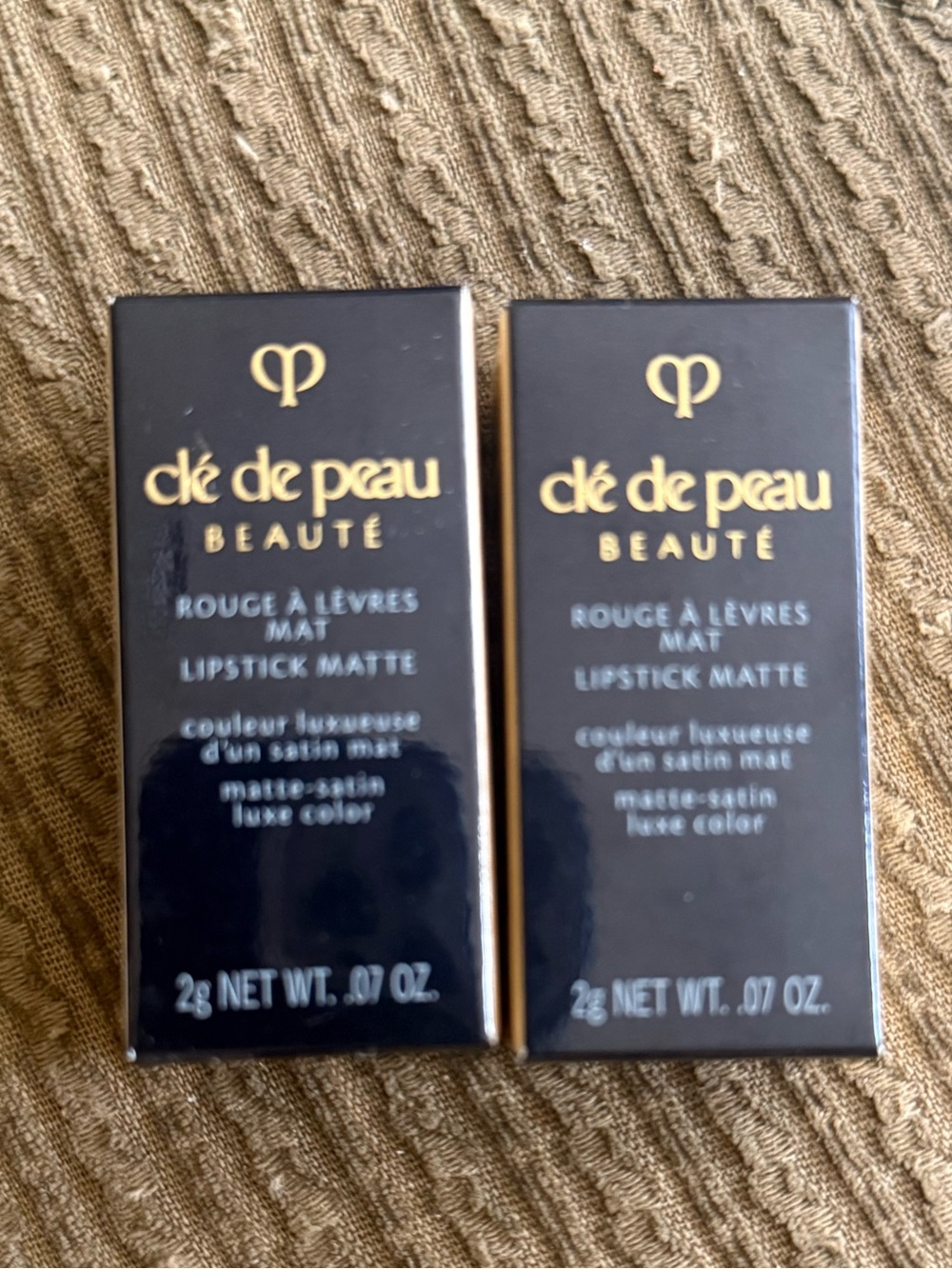 X2 Cle de peau lipstick #103 legend of rouge new in box